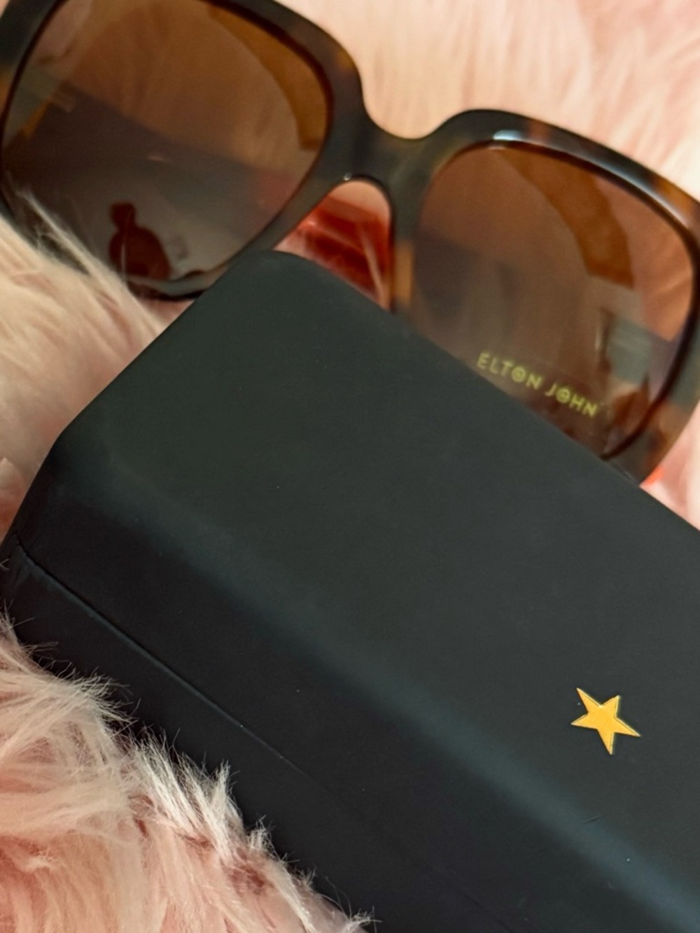 Women's Tortoiseshell Sunglasses - Brown Lenses
